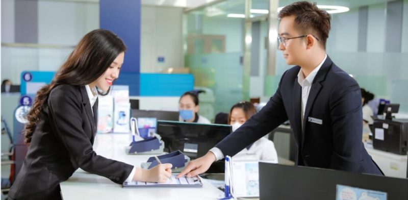 Đăng ký mở thẻ tín dụng Shinhan Bank tại văn phòng giao dịch