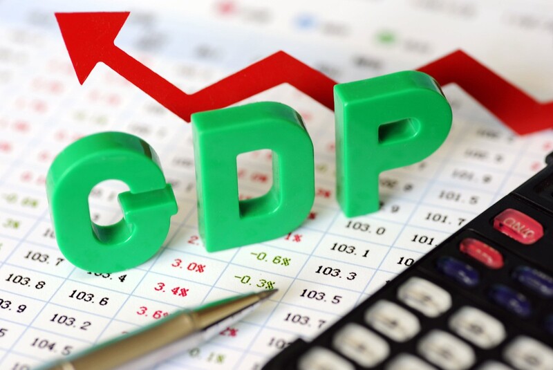 GDP là tổng sản phẩm tính cho 1 quốc gia, đất nước, phạm vi lớn hơn GRDP