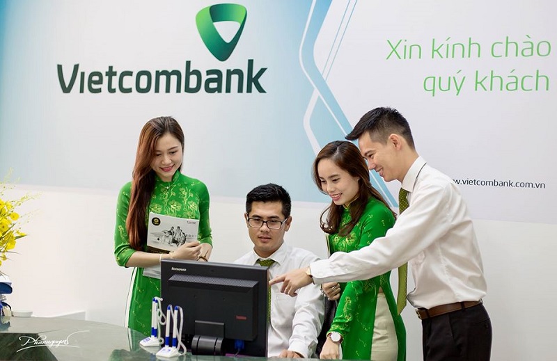 Đăng ký tài khoản VCB-iBanking tại chi nhánh gần nhất để bạn được hỗ trợ tận tình